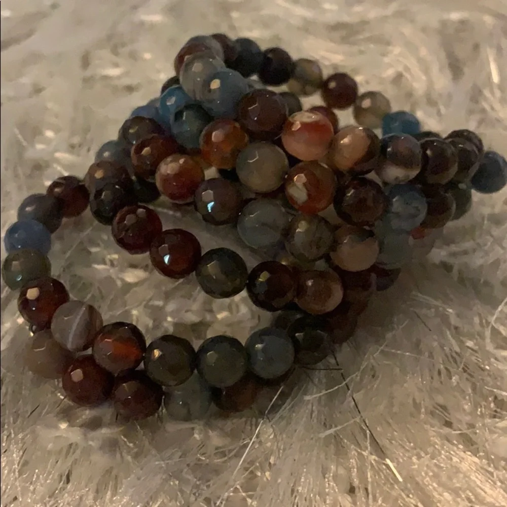 Multi Color Agate Coil Wrap Bracelet - Picture 4 of 7